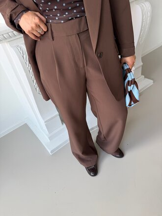 Linda pantalon brown