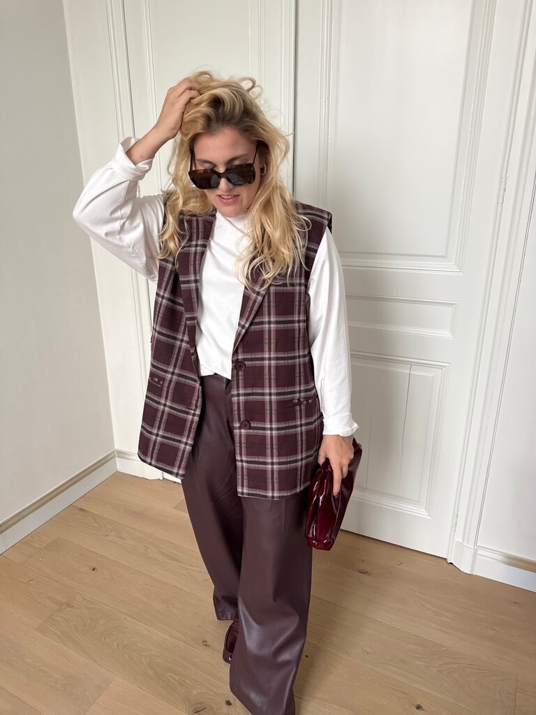 Niella faux leather pants bordeaux