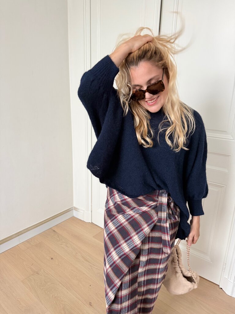 Lizzy knit blue