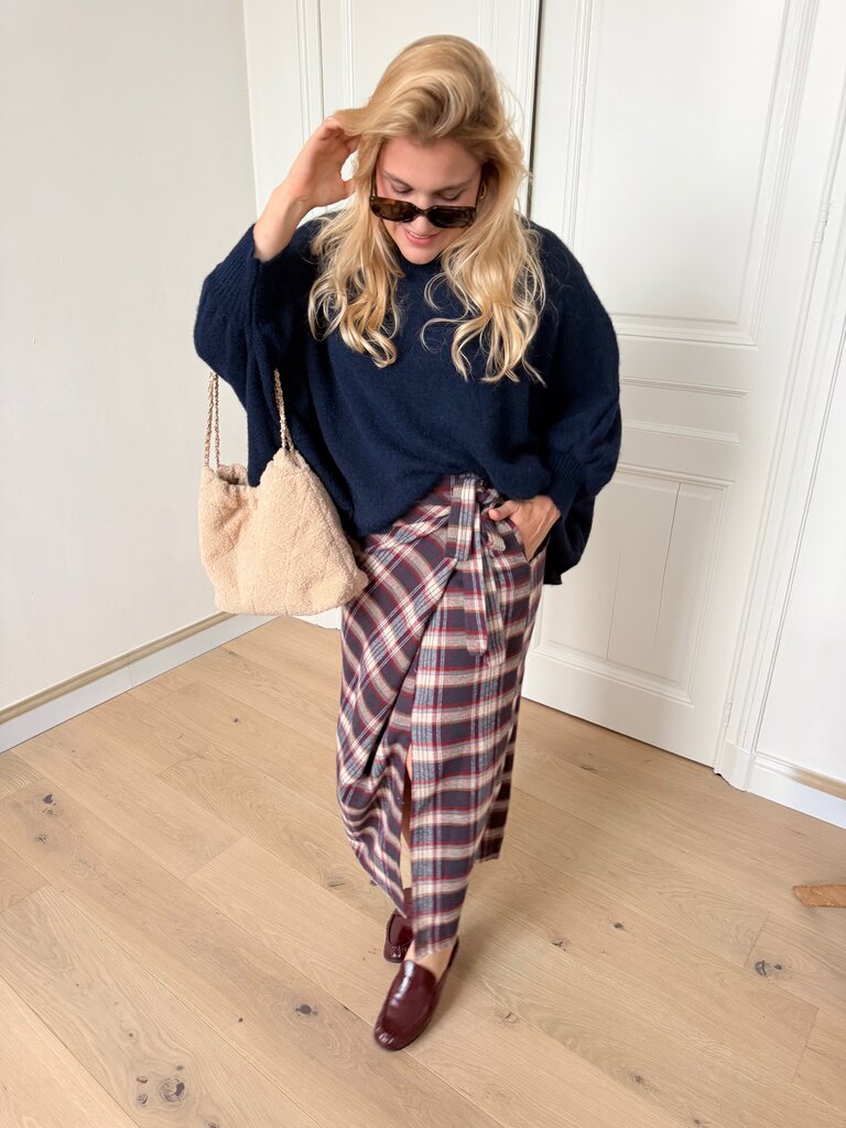 Lizzy knit blue