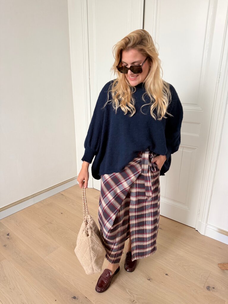 Lizzy knit blue