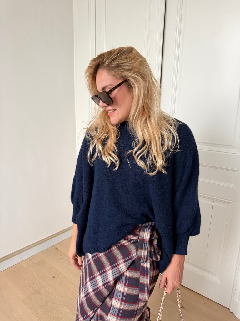 Lizzy knit blue