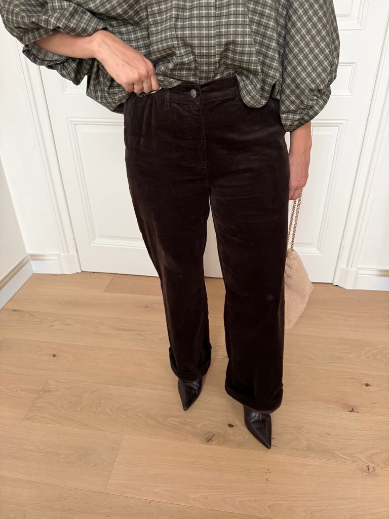 Cordy pants brown