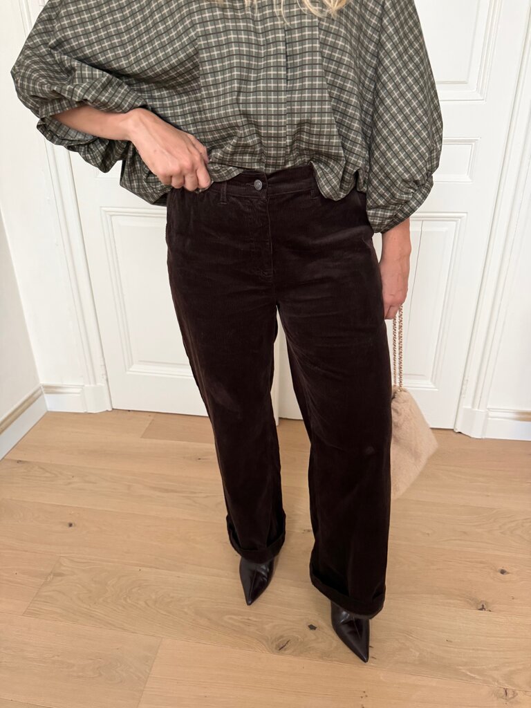 Cordy pants brown