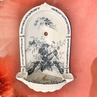 Antique corner basin Poppy flower
