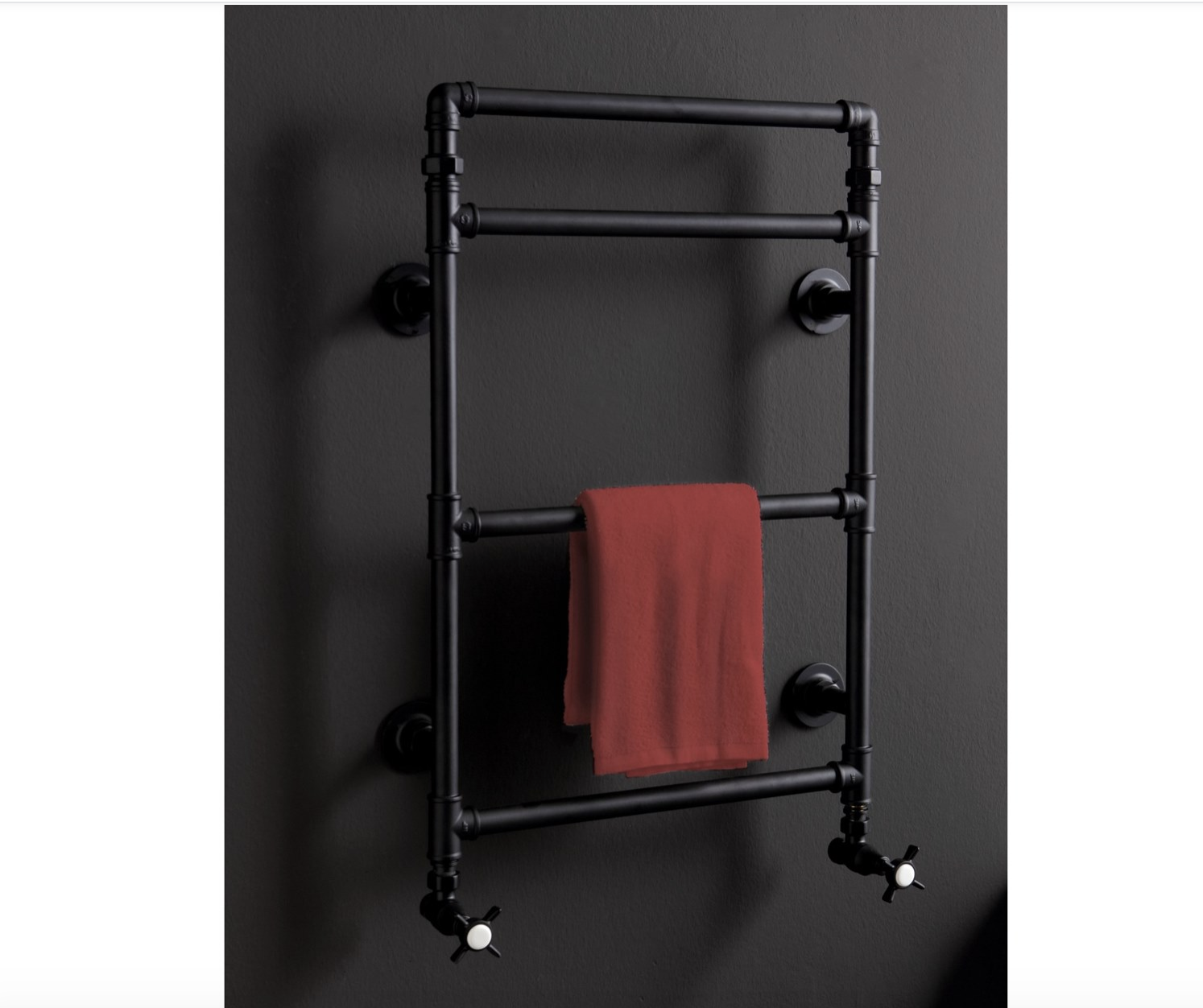 Towel heater in black matte finish Affaire d'Eau
