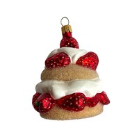 Kerstbal Slagroomtaartje met Aardbei