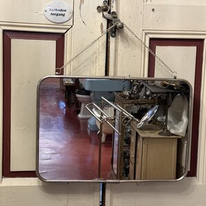 Mirror Barber's Shop