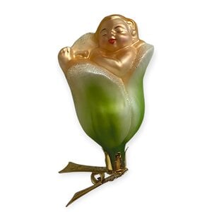 Christmas Clip Baby in a Cabbage