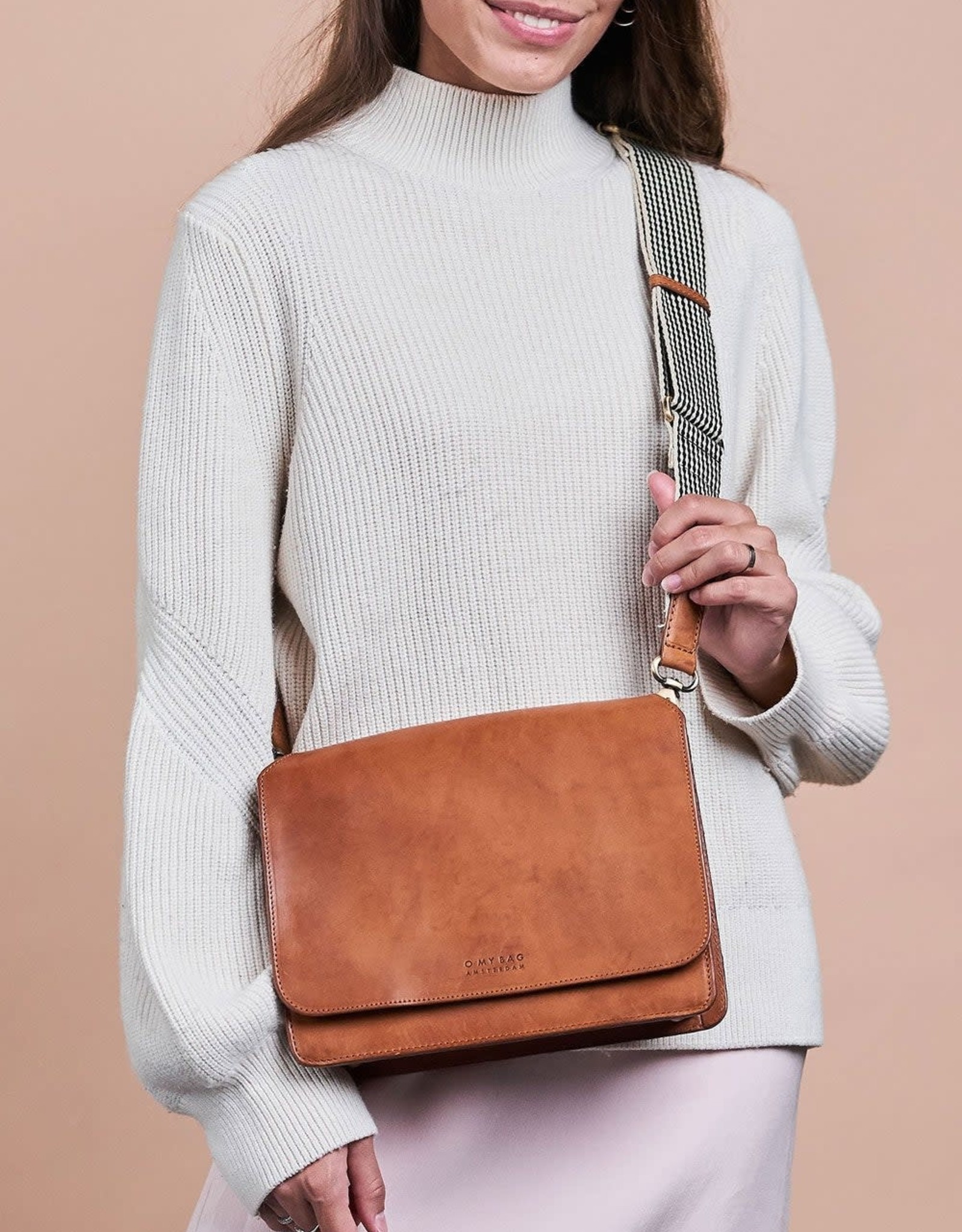 O My Bag Audrey - cognac classic leather - checkerd strap
