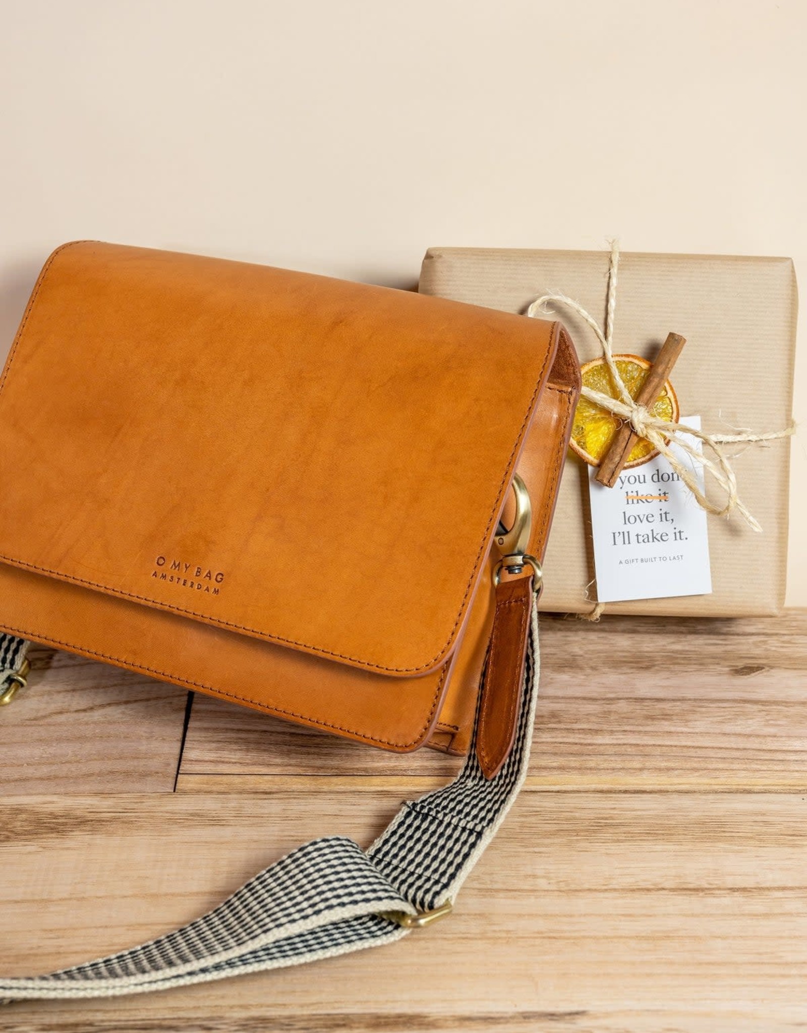O My Bag Audrey - cognac classic leather - checkerd strap