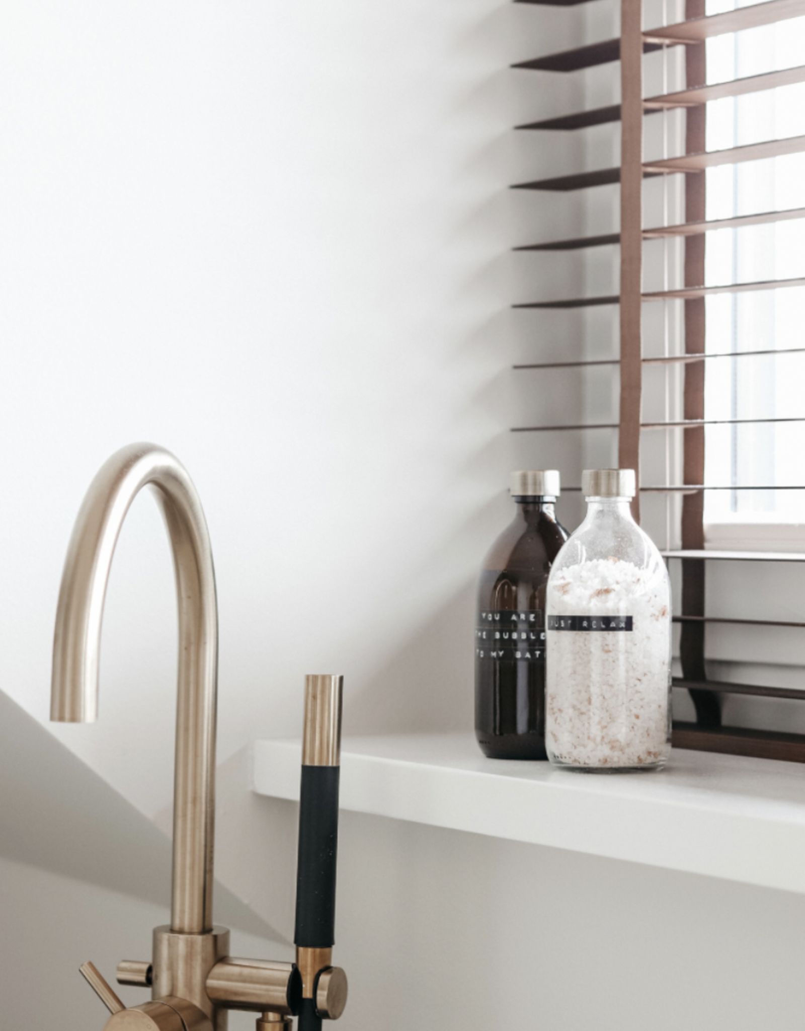 Wellmark Badzout - Rozen 500ml - Just relax