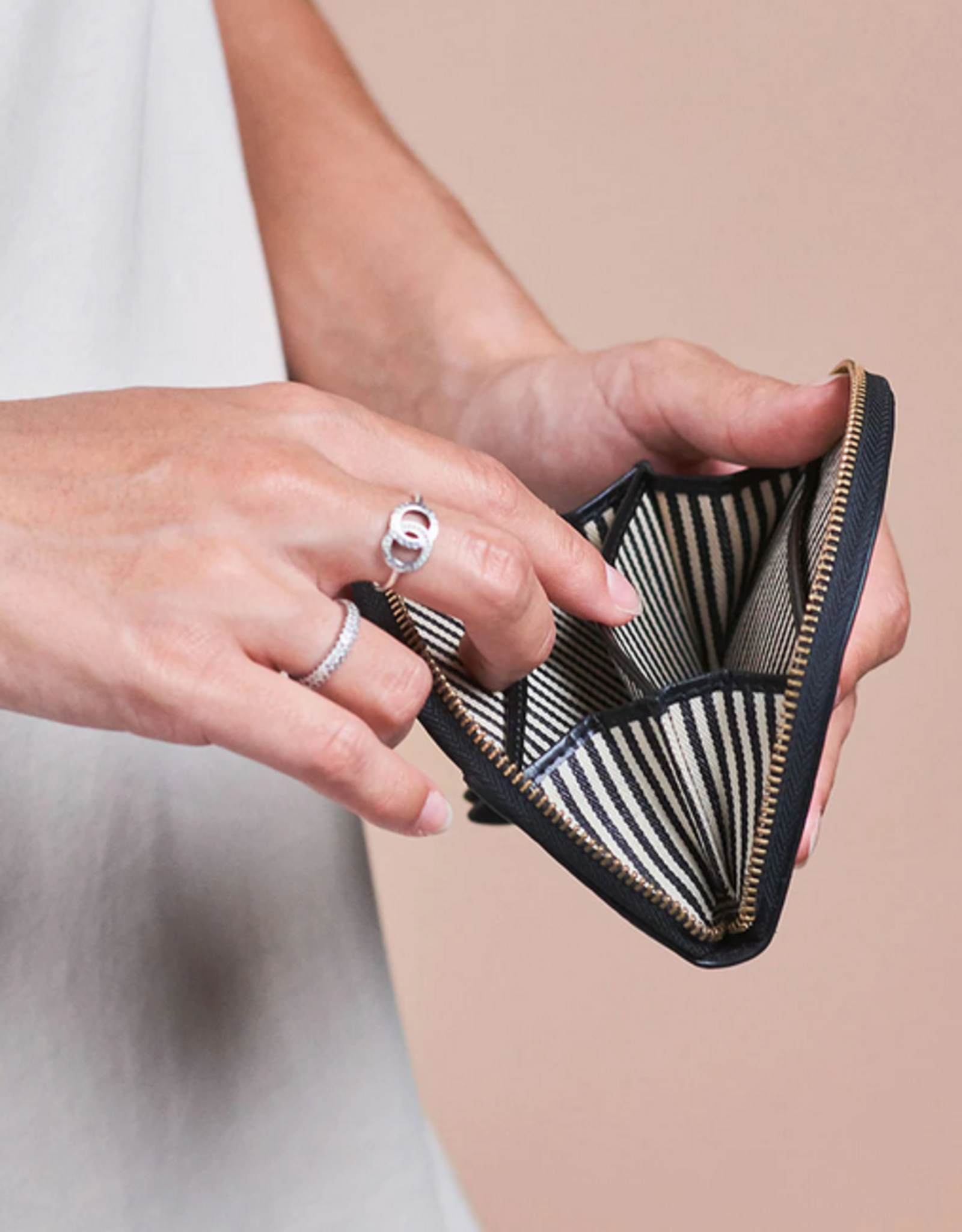 O My Bag Laura coin purse - black croco classic leather