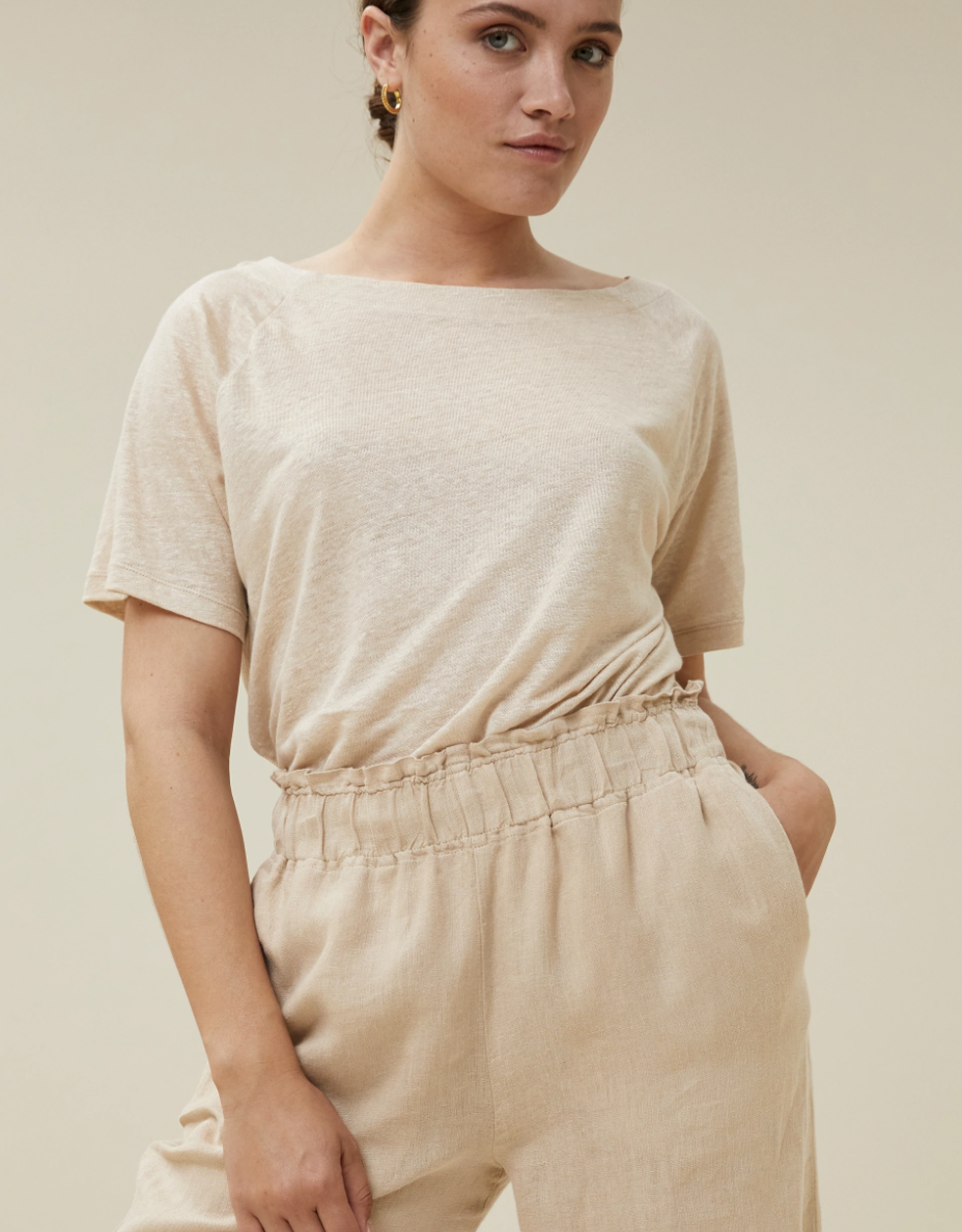 by bar By Bar - Calle organic linen top - pebble M