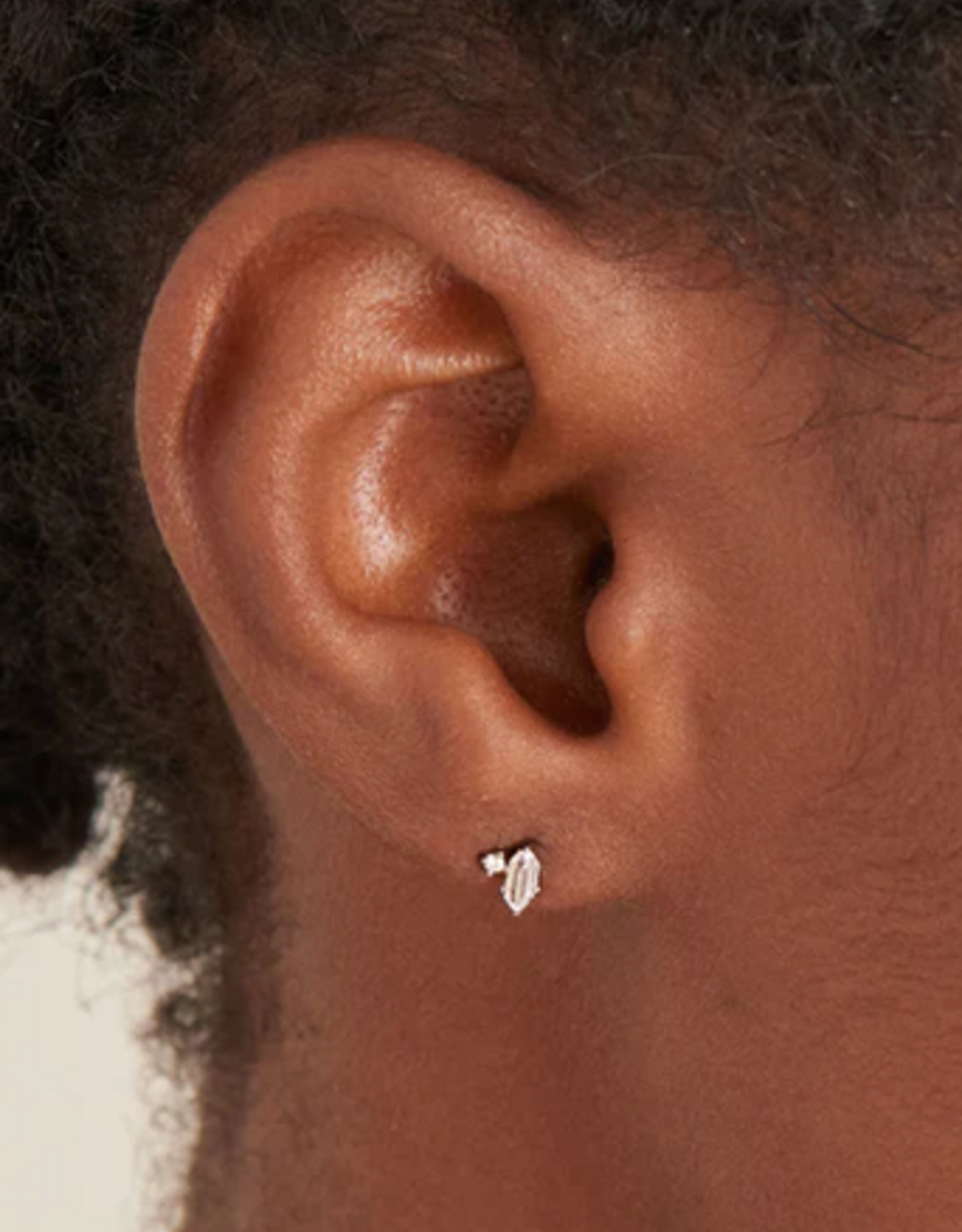 Ania Haie Oorbellen - Sparkle emblem stud - zilver