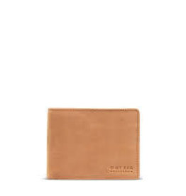 by bar Tobi's wallet - camel hunter leather