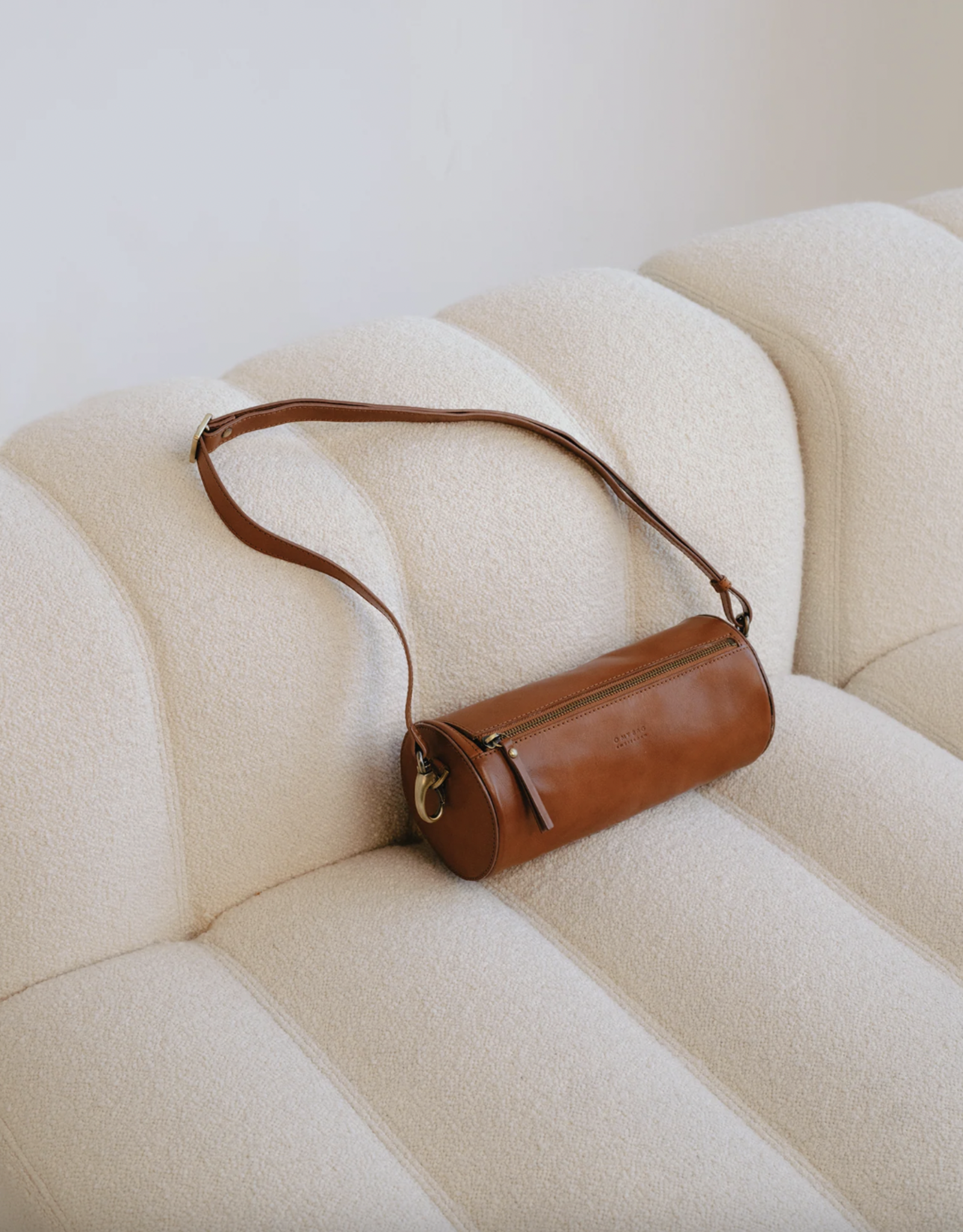 O My Bag O My Bag - Izzy cylinder bag Cognac classic leather