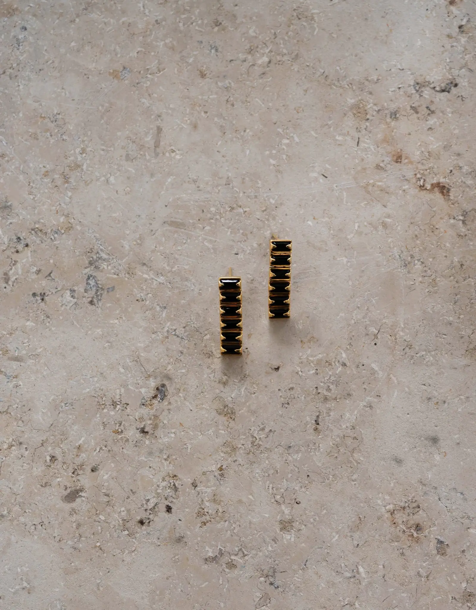 By-bar Oorbel strass zwart