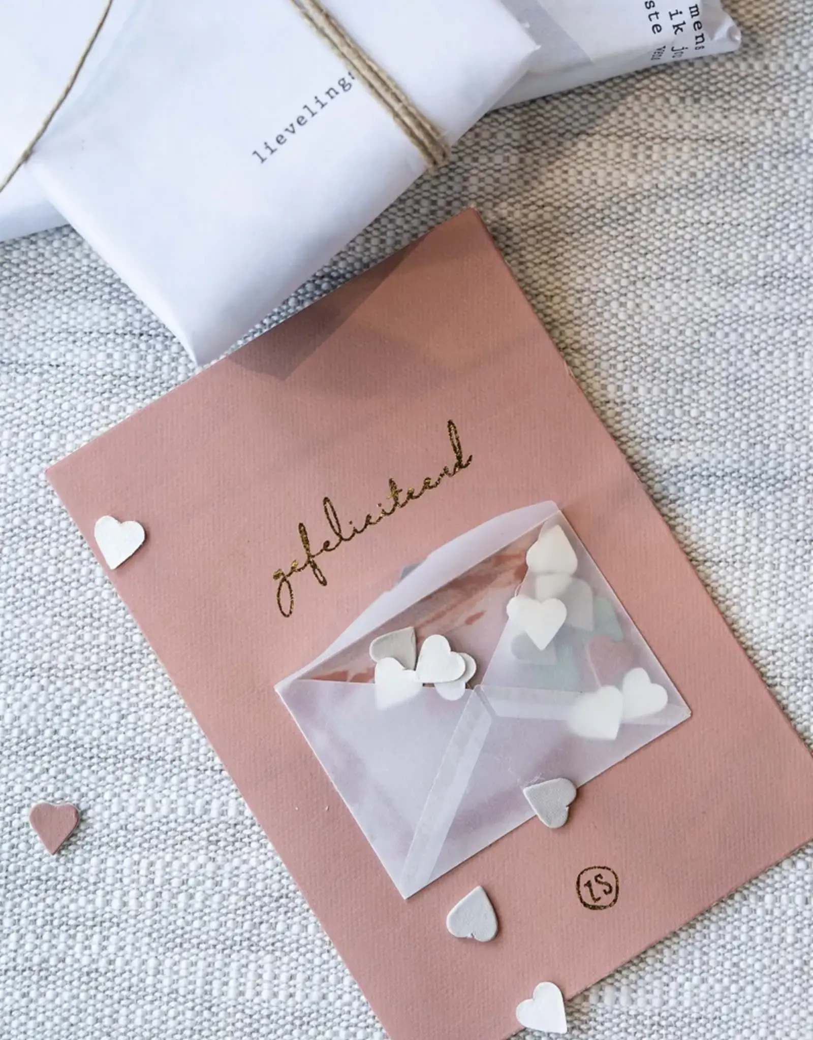 Zusss Kaart - Gefeliciteerd confetti