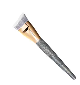 Brushes  Foundation 3