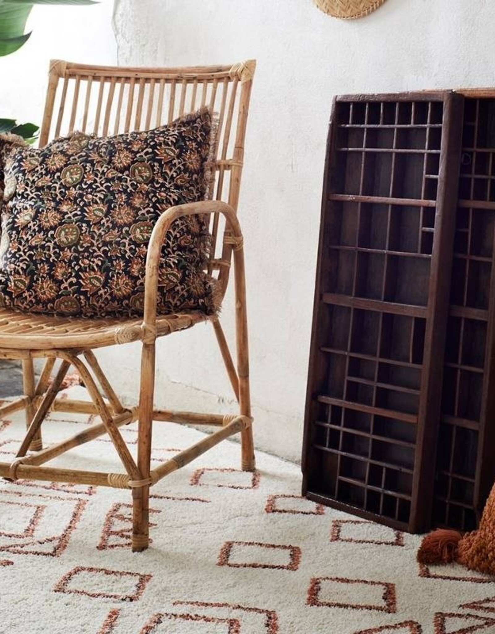 Madam Stoltz Tapijt - Cotton rug with tassels