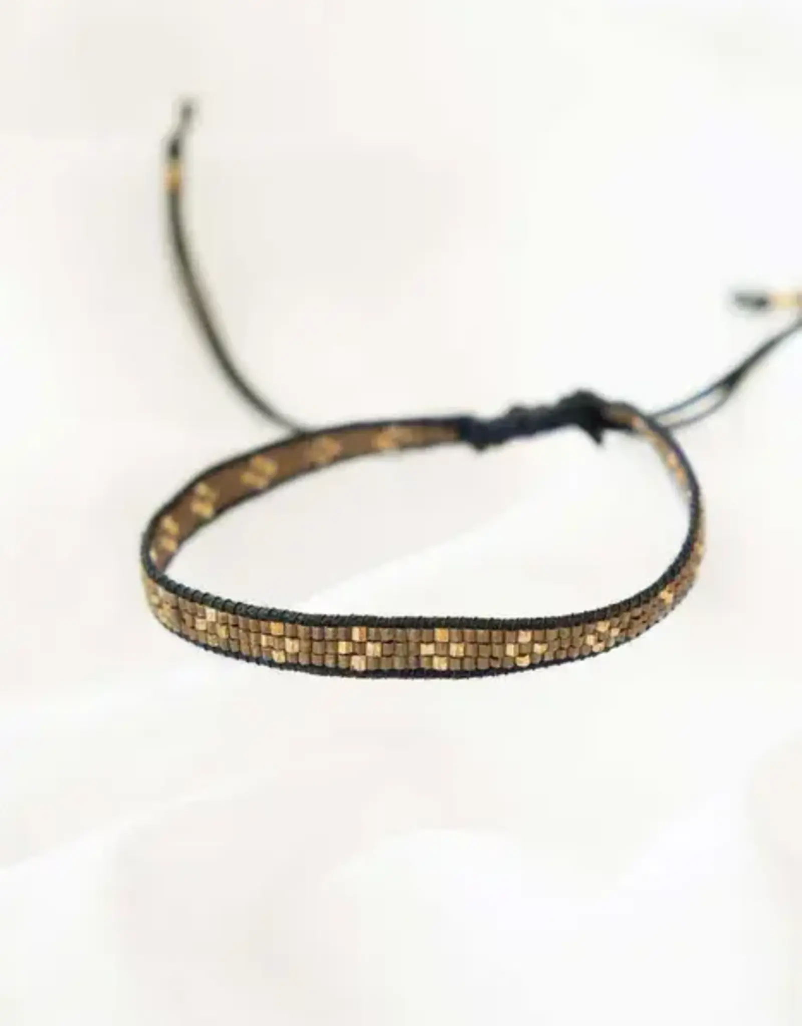 Zusss Miyuki armbandje - bloemen mosgroen