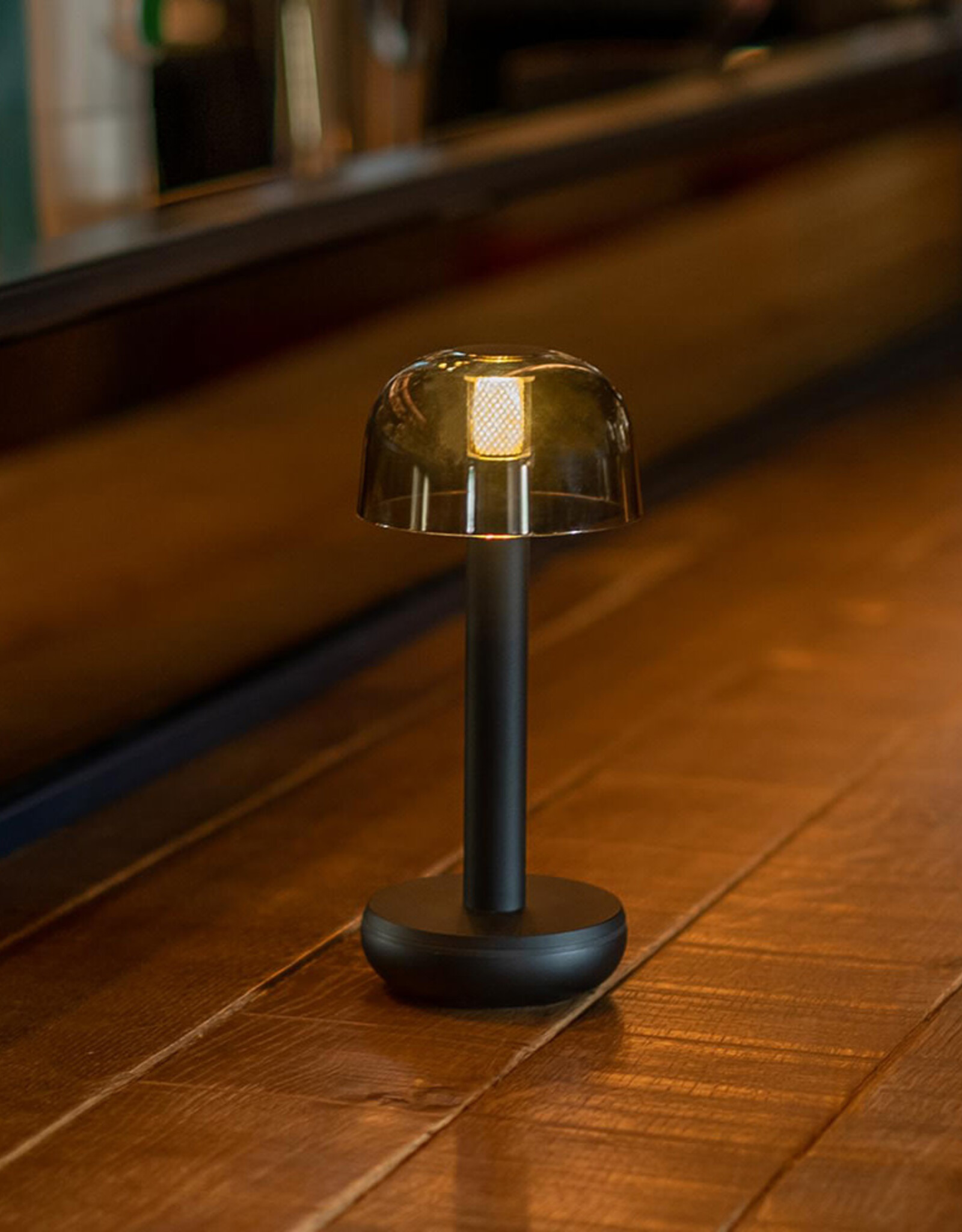 Humble Two table - Light black PC smoked