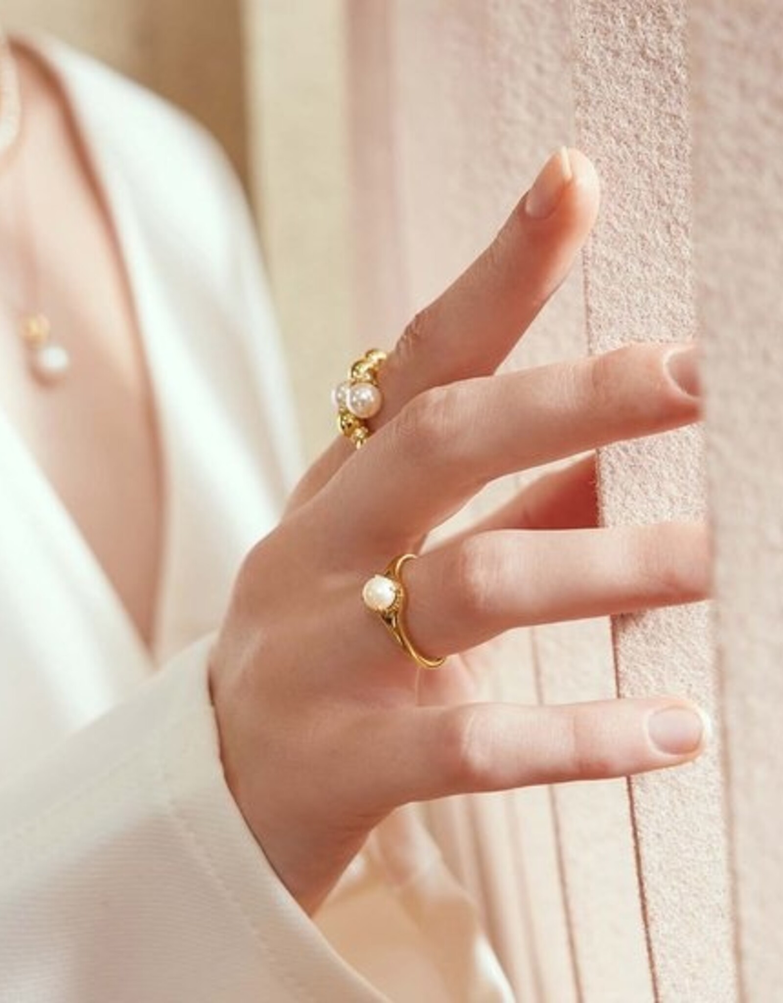 Ania Haie Ring - Chic creator freshwater pearl stacking - Goud