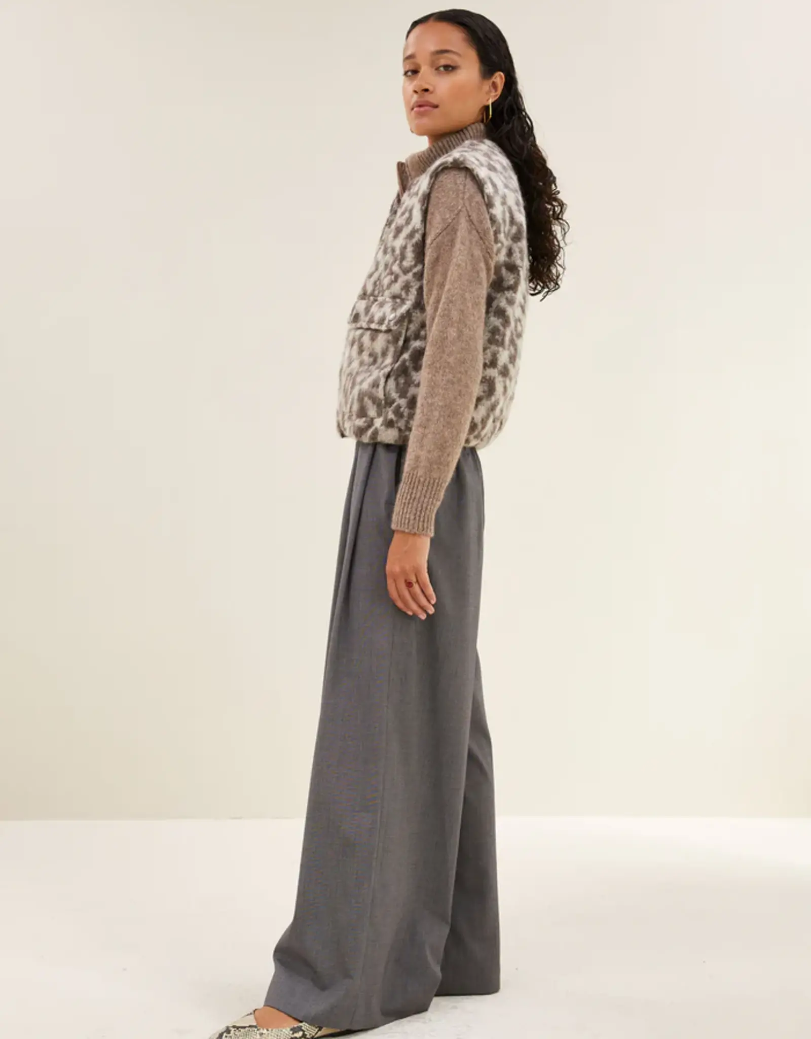 By-bar Vest - Maggie leopard