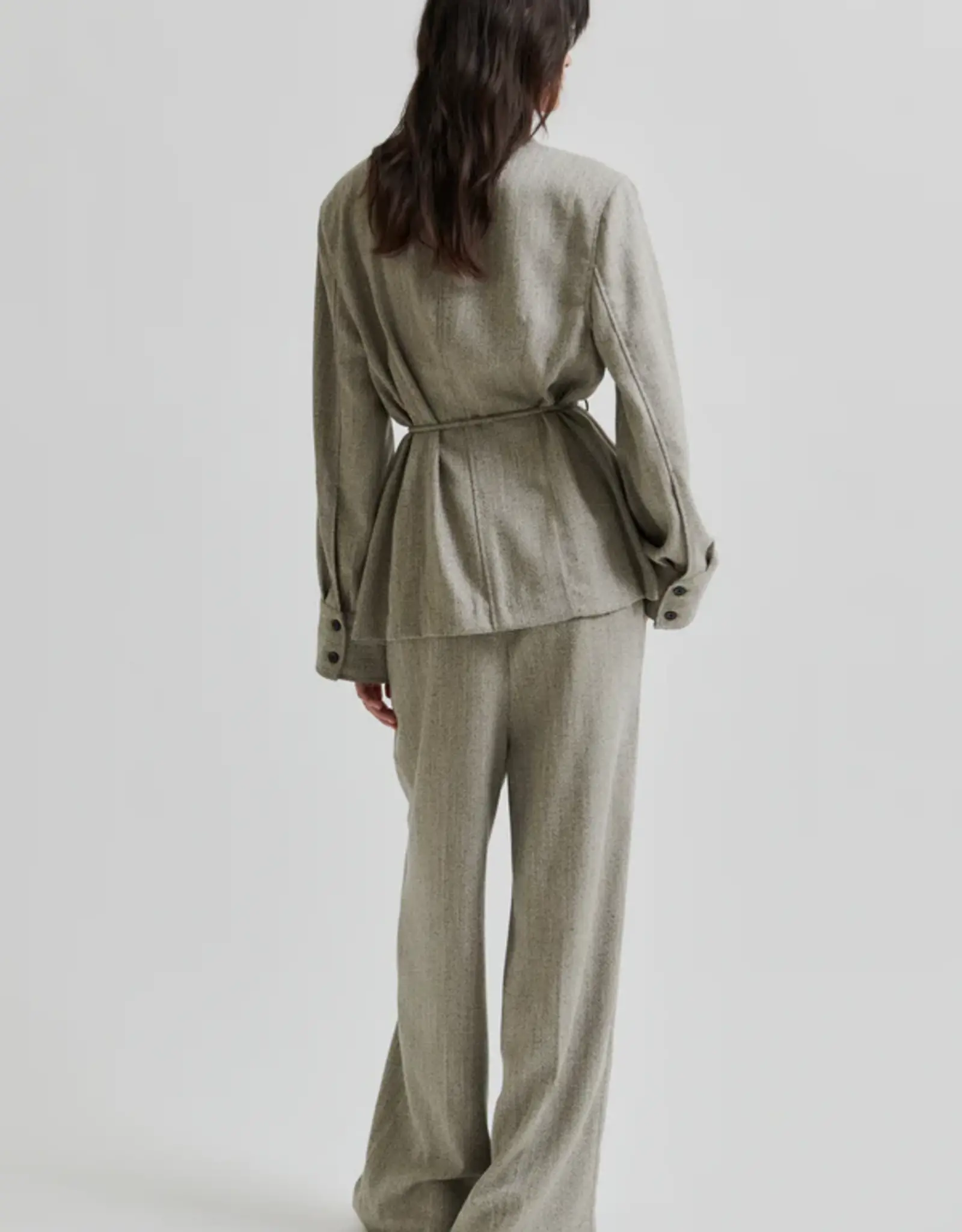 Second female Broek - Jun