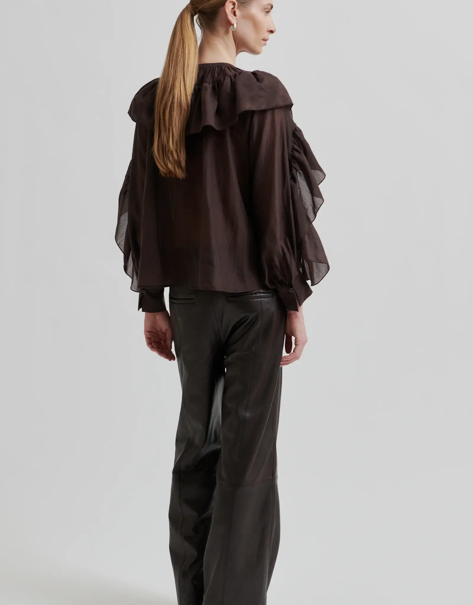 Second female Blouse - Fria chocoladebruin M
