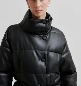 Second female Jas - Yana zwart