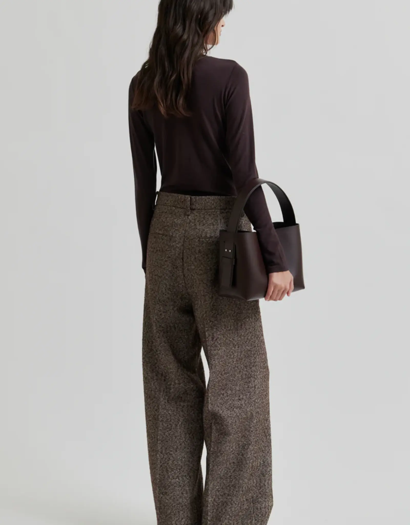 Second female Broek - Arbor bruin