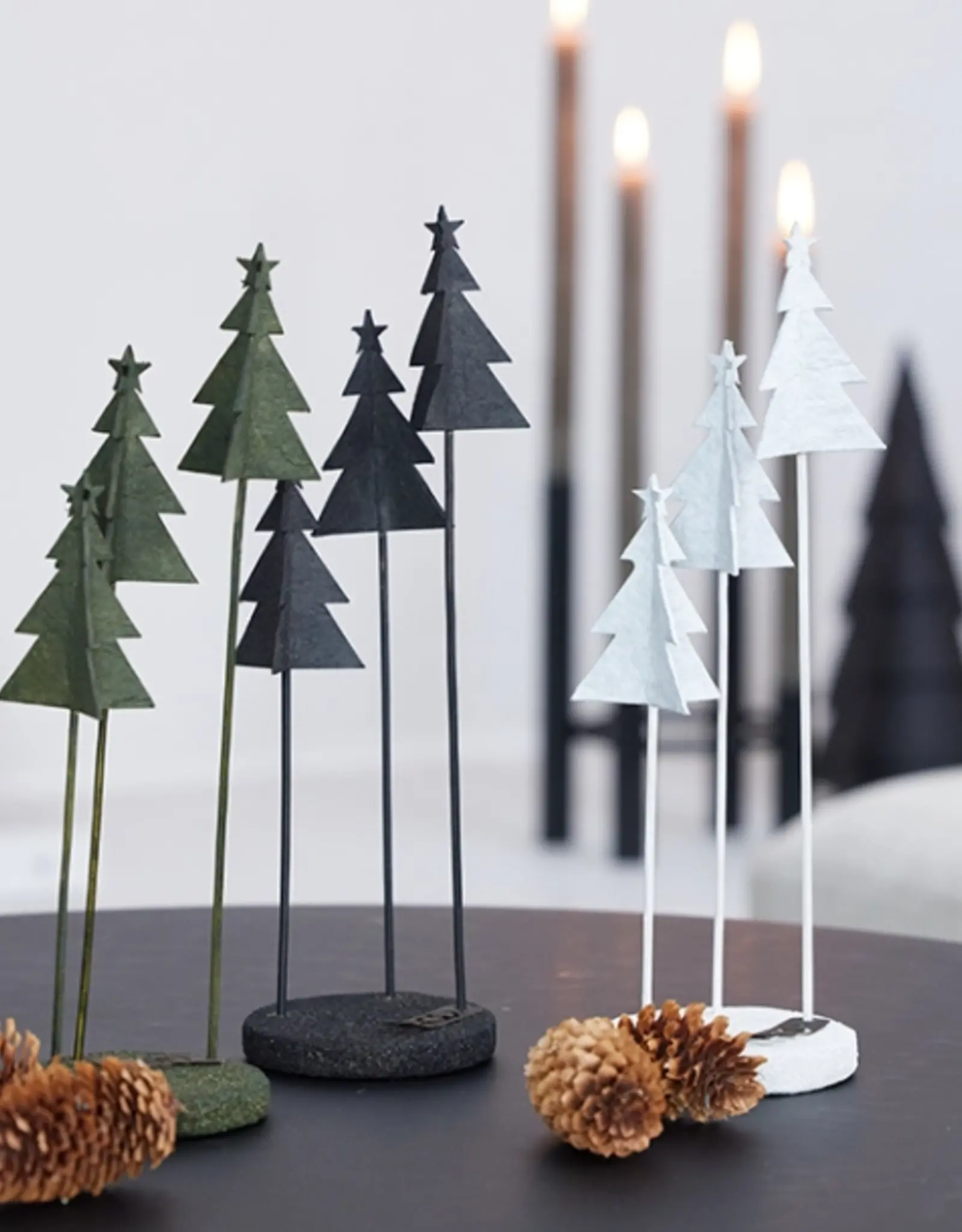 Kerstboom op staander wit