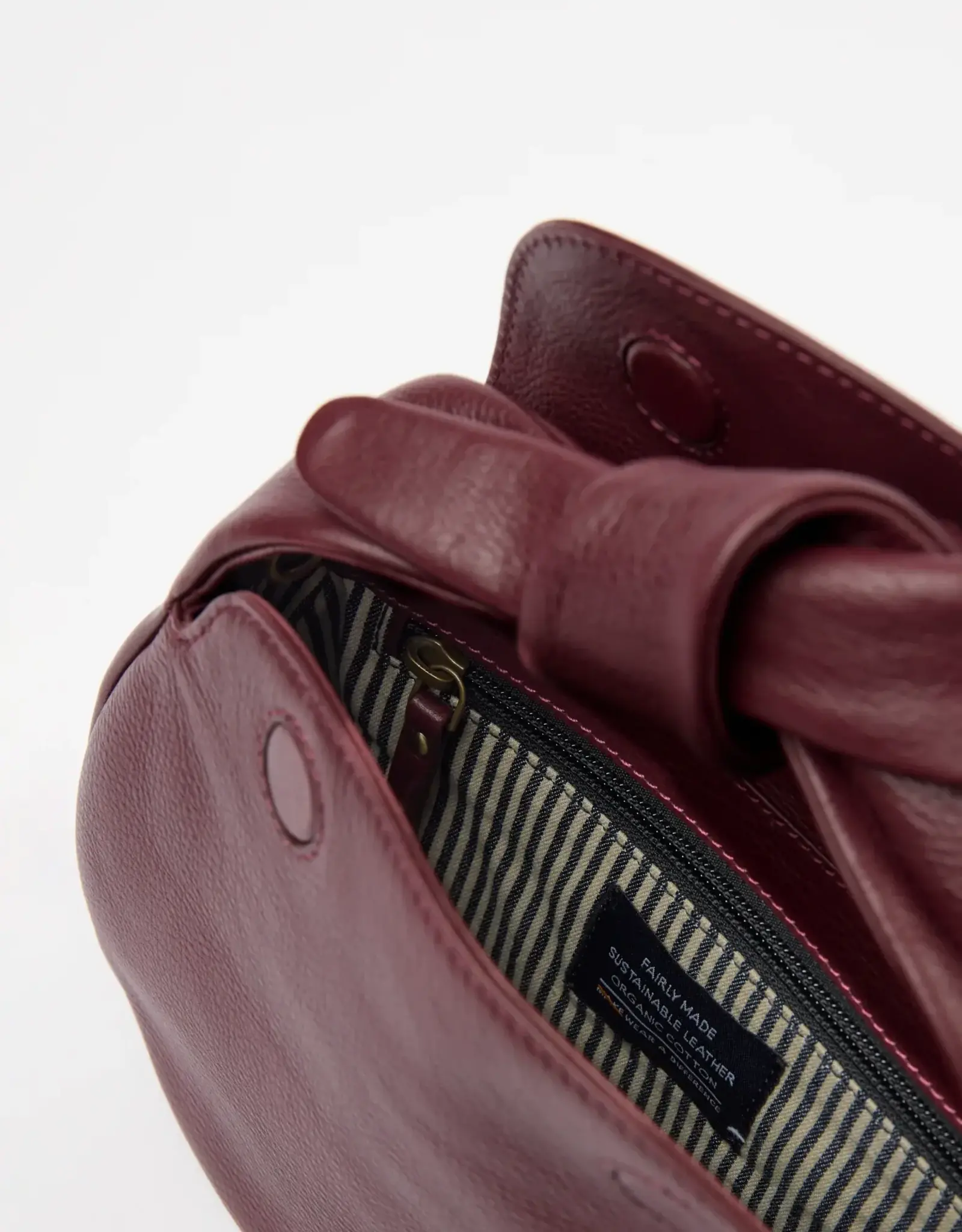 O My Bag Coco croissant bag - Dark cherry soft grain