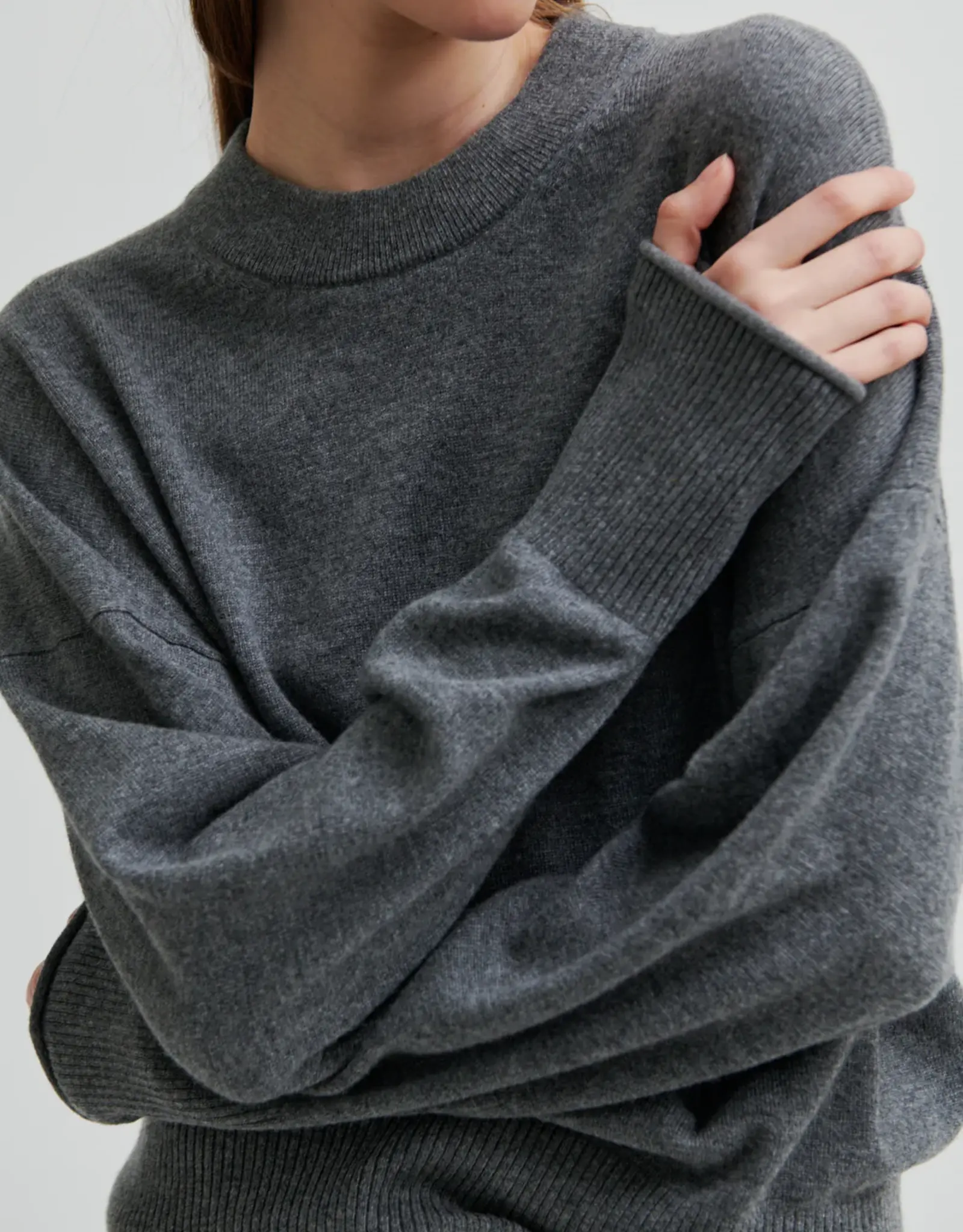 Second female Trui - Calm knit o neck