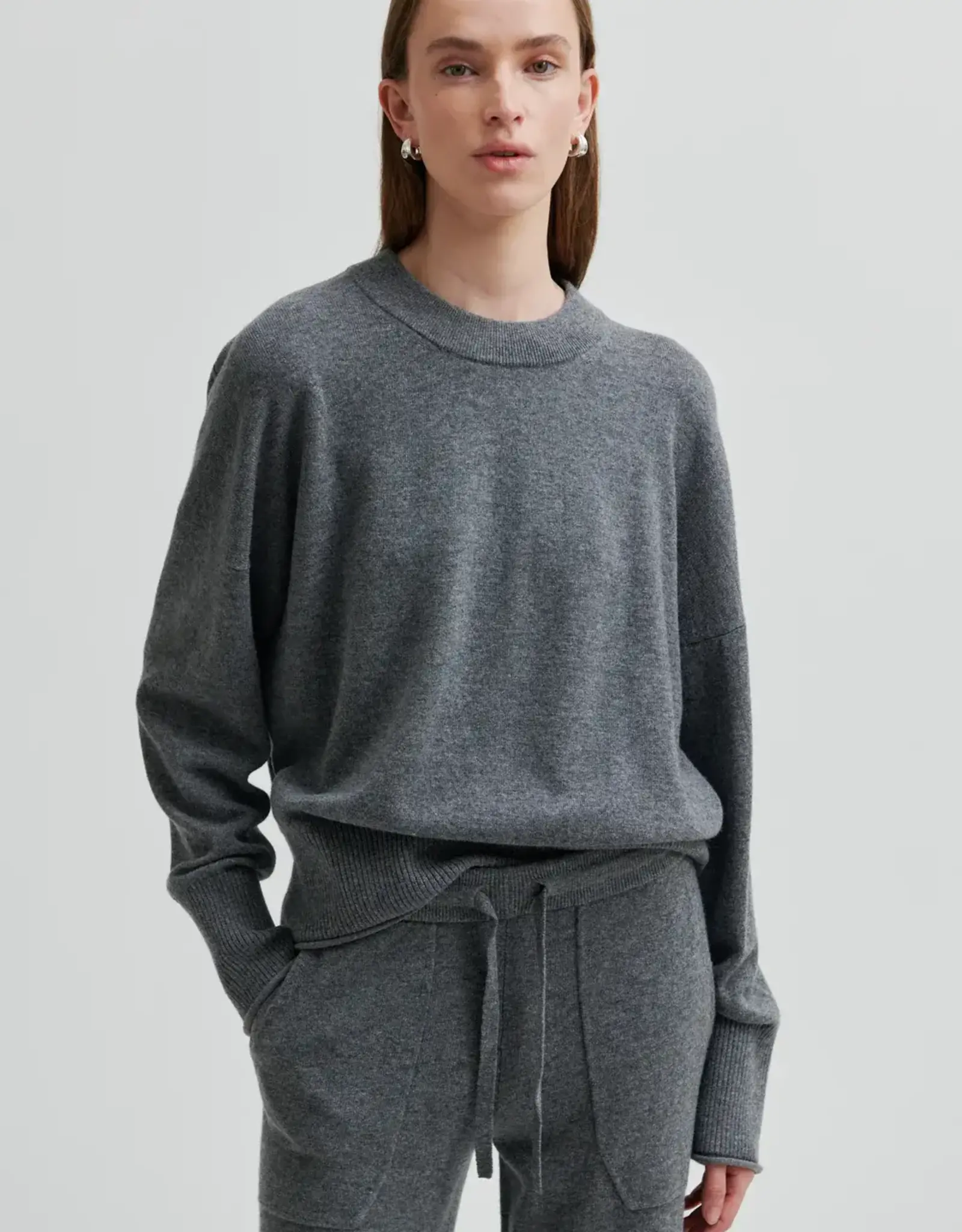 Second female Trui - Calm knit o neck
