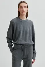 Second female Trui - Calm knit o neck