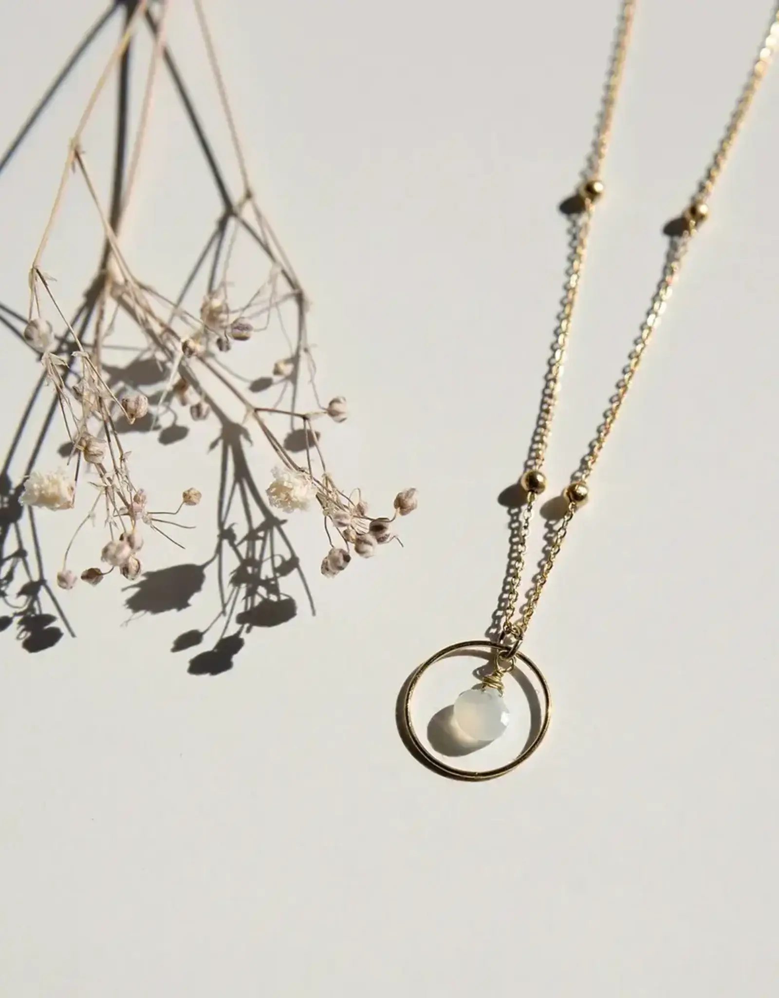vinoos Ketting Rond  – Cream new life