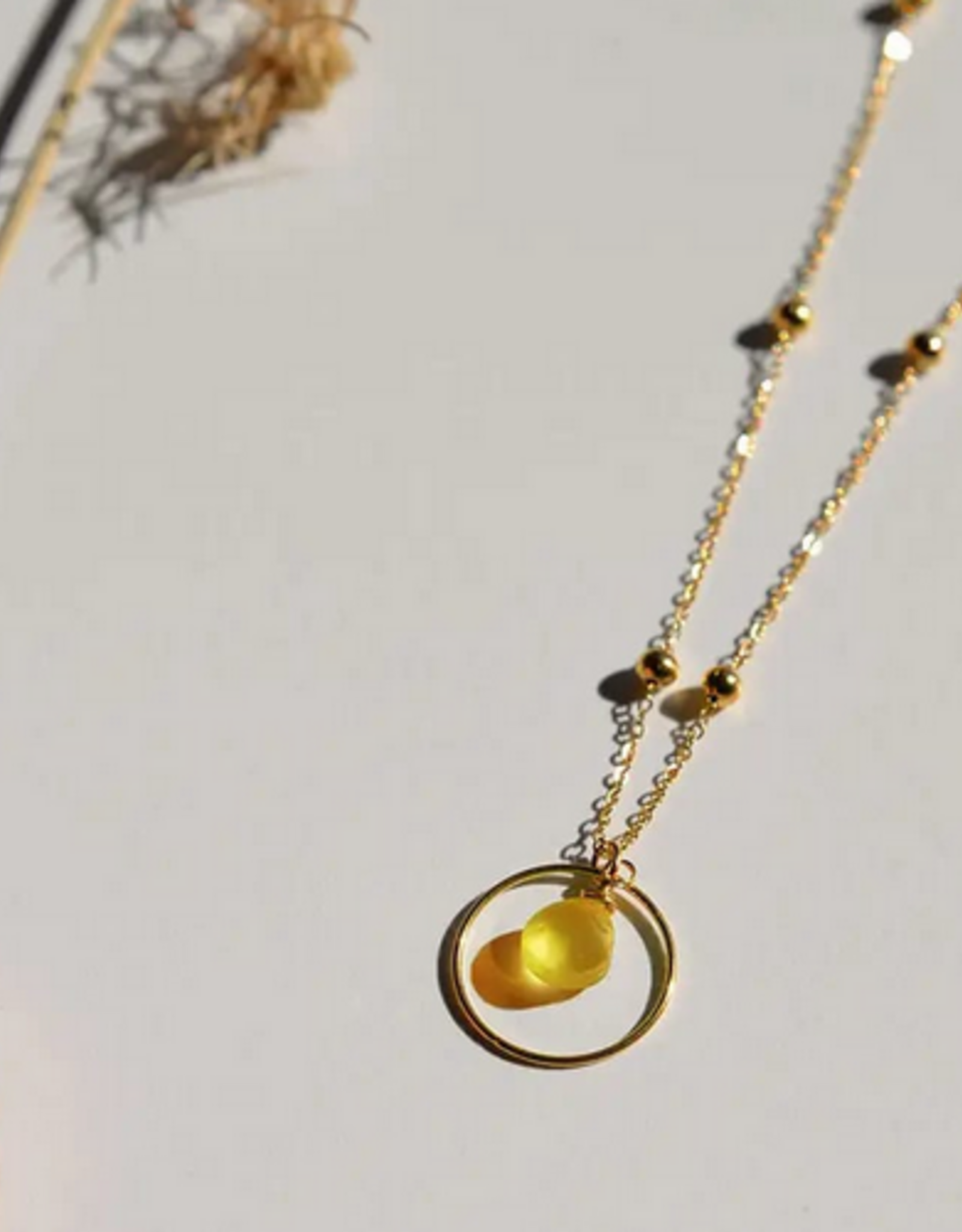 vinoos Ketting Rond Lichtgeel – Time to shine