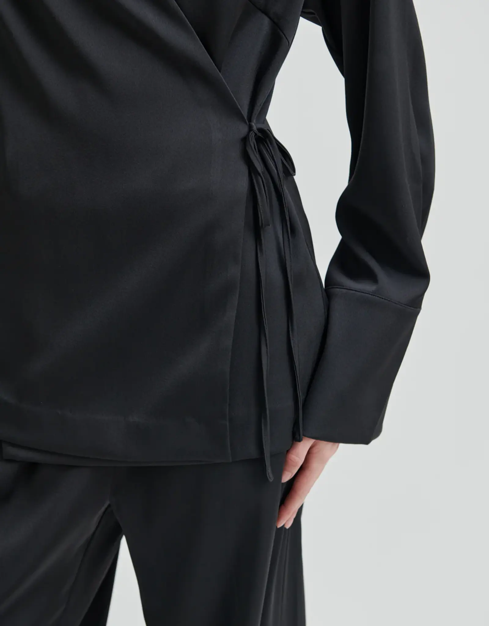 Second Female Wikkelshirt - Glari- L