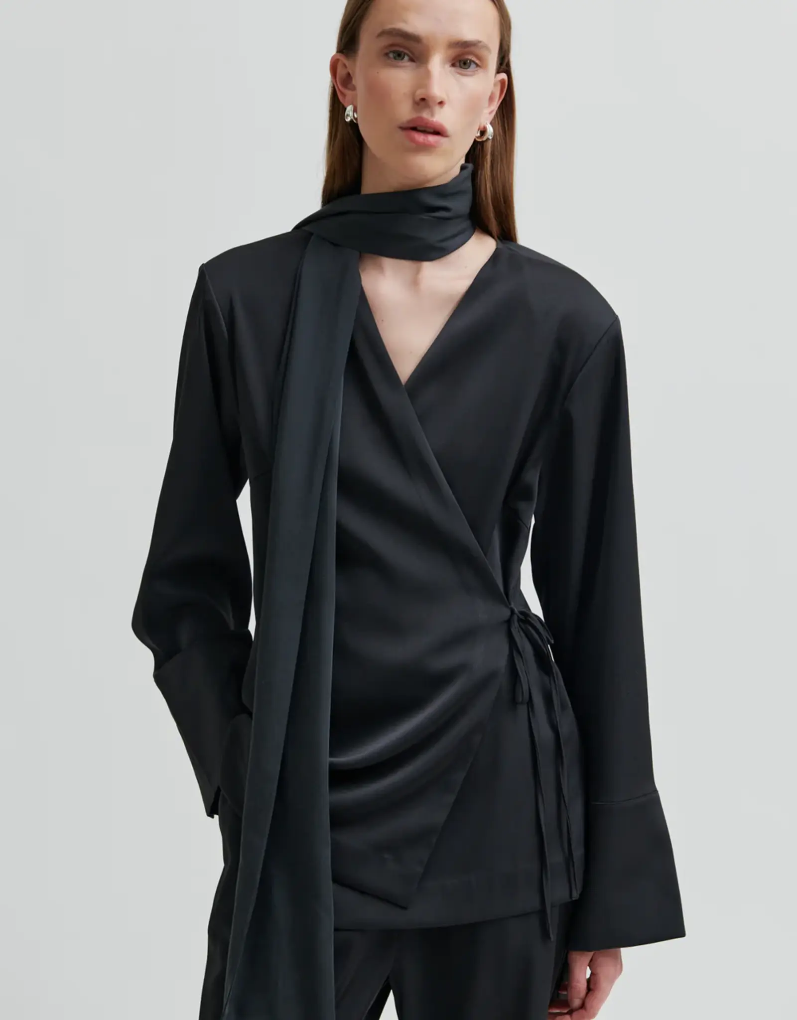 Second Female Wikkelshirt - Glari- L