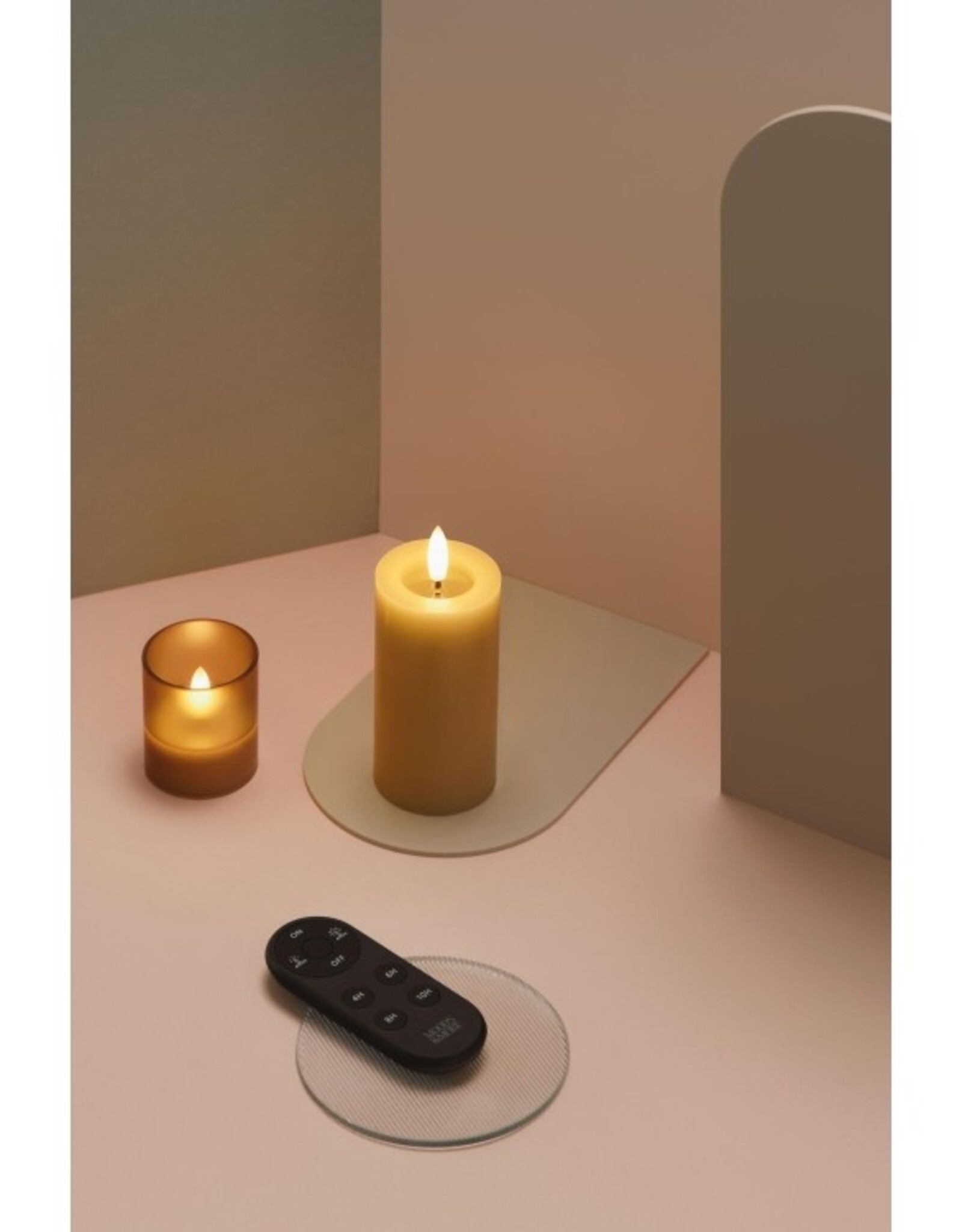Moods&More LED - glass candle - hurricane - honey mustard 45x57