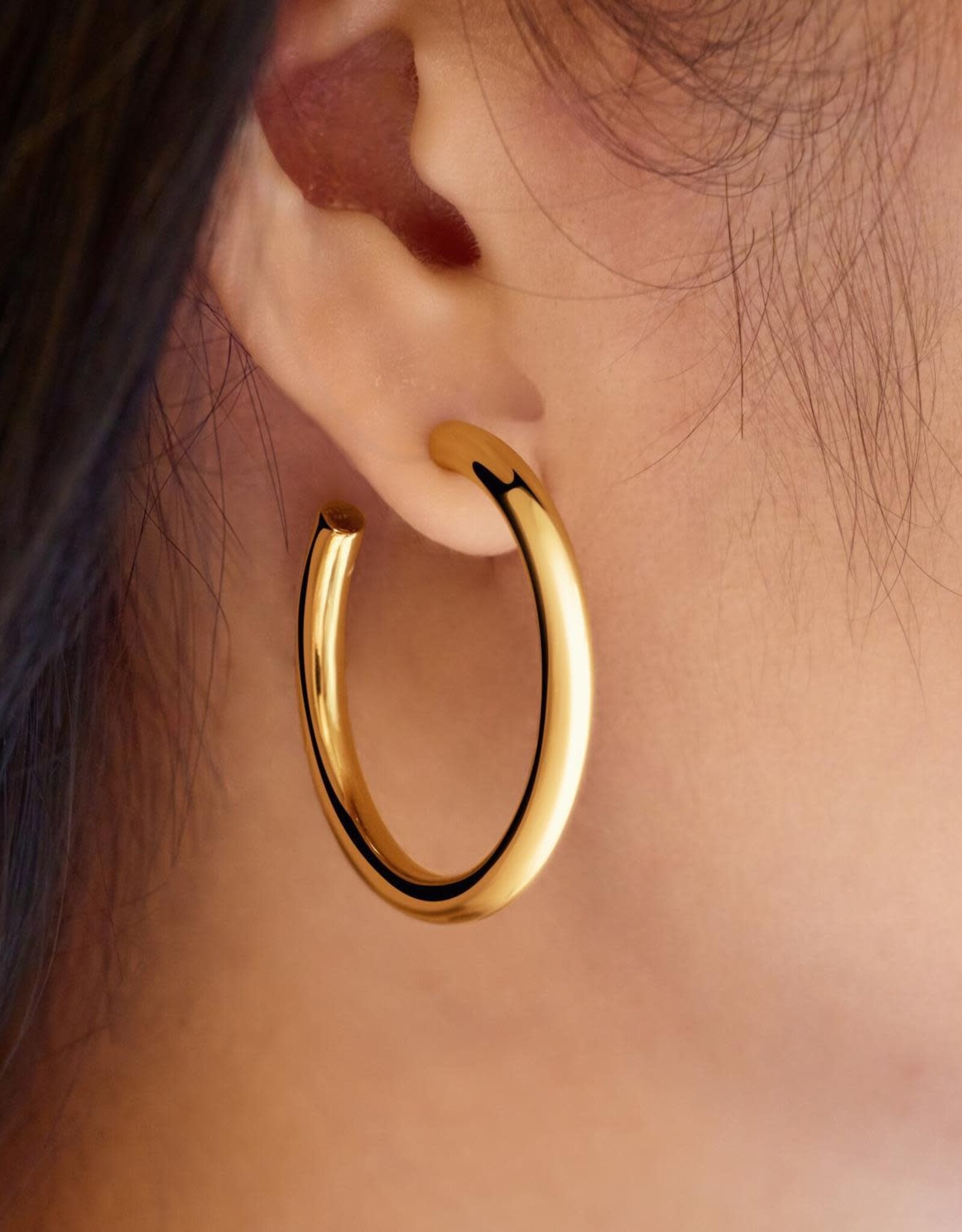 Ania Haie Oorbellen - Classic Tube Oversized Hoop  - goud