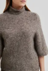 Second female Trui - Emmalou bruin