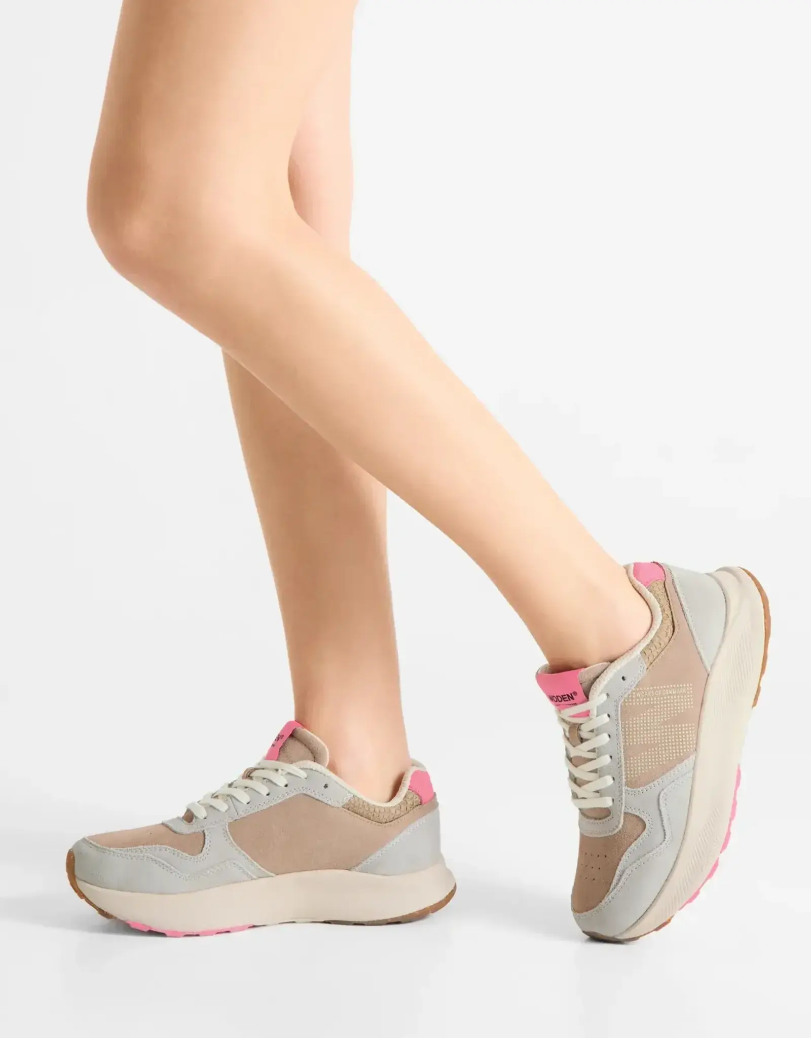 Woden Mathilde - Runner suede rasberry