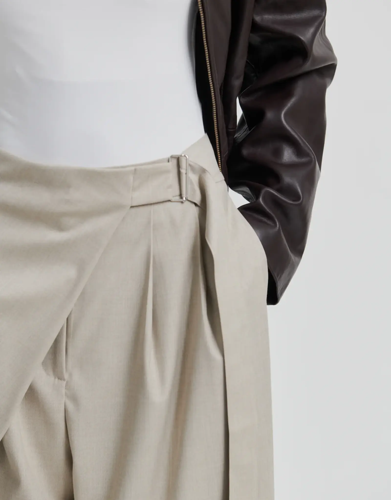 Second female Broek - Sharo wrap beige