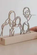 juuniek Houten lijnportret -  op staander · Small