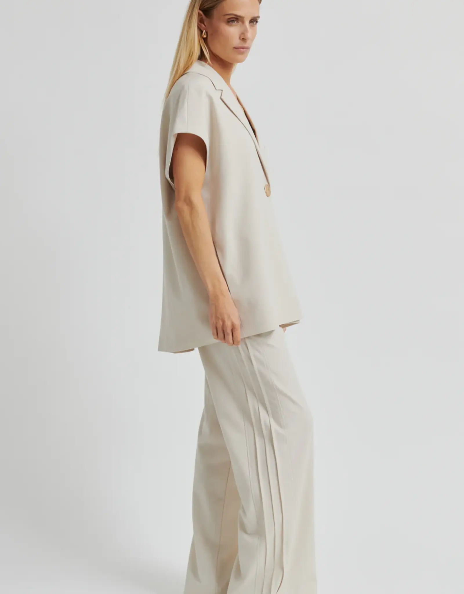 Second Female Walstcoat - Bianca