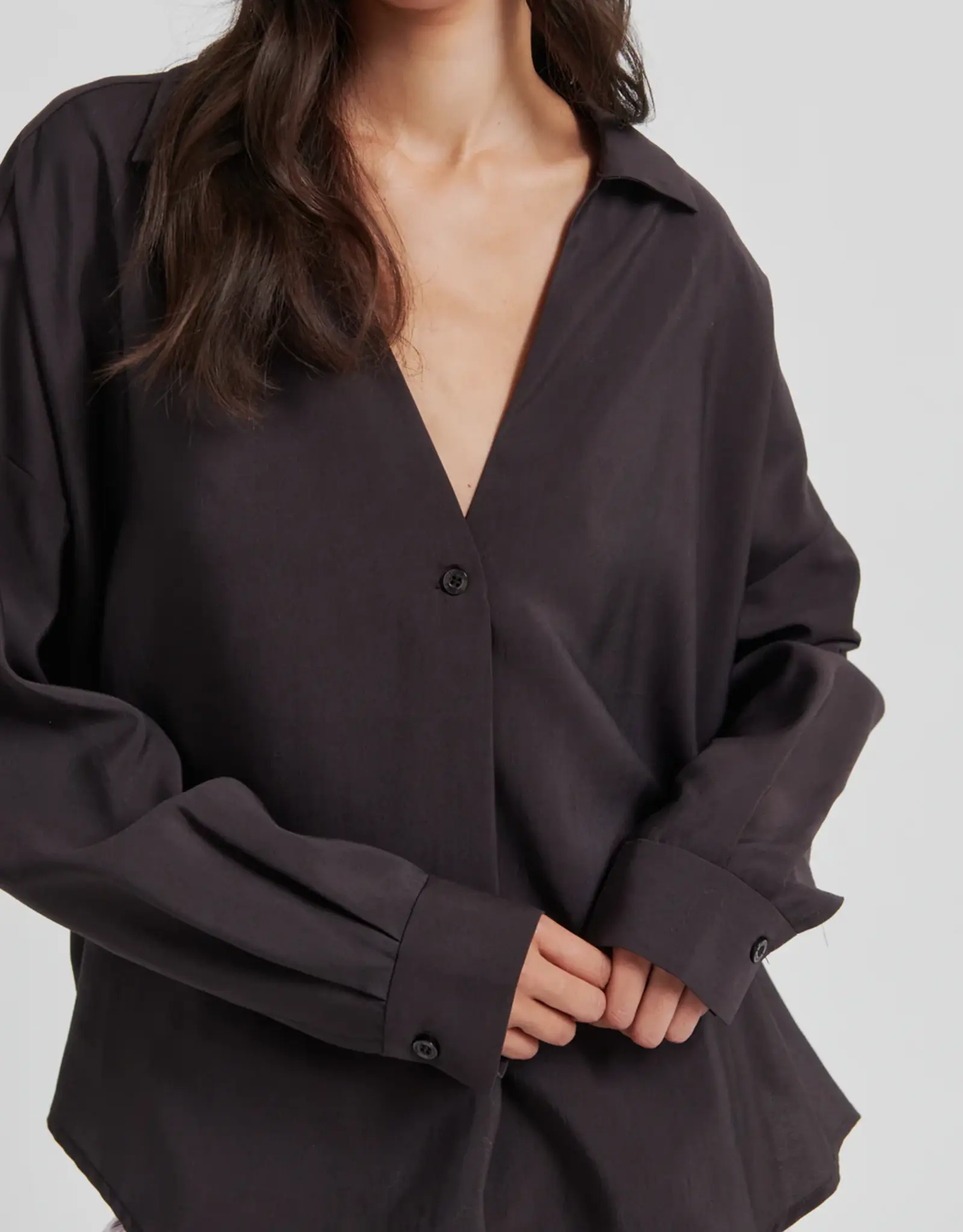 Second Female Blouse - Timeline chocolate